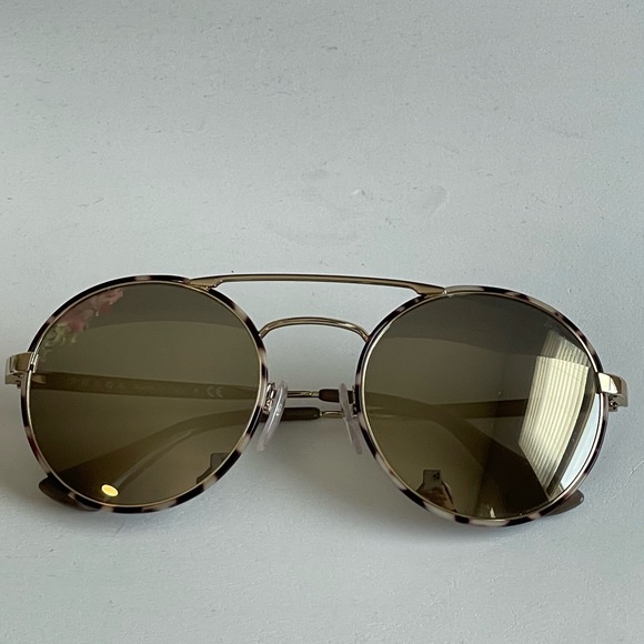 Authentic PRADA Round Gradient sunglasses - Picture 16 of 16